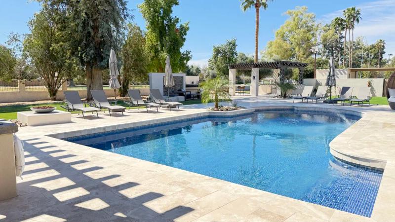 Ensuite Retreat - Image 1