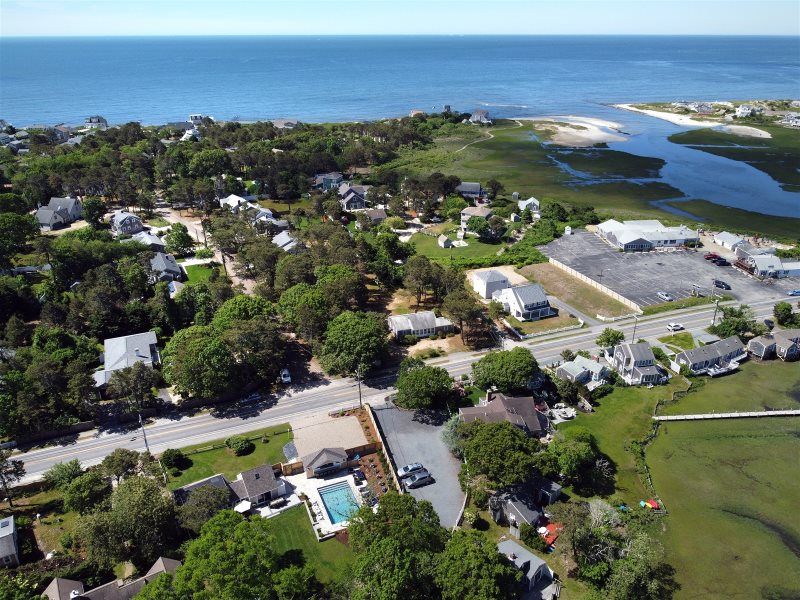 8 Stunning Rentals in Cape Cod, MA