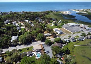 8 Stunning Rentals in Cape Cod, MA