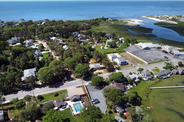 8 Stunning Rentals in Cape Cod, MA