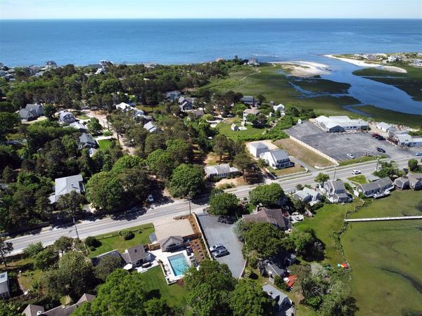 8 Stunning Rentals in Cape Cod, MA