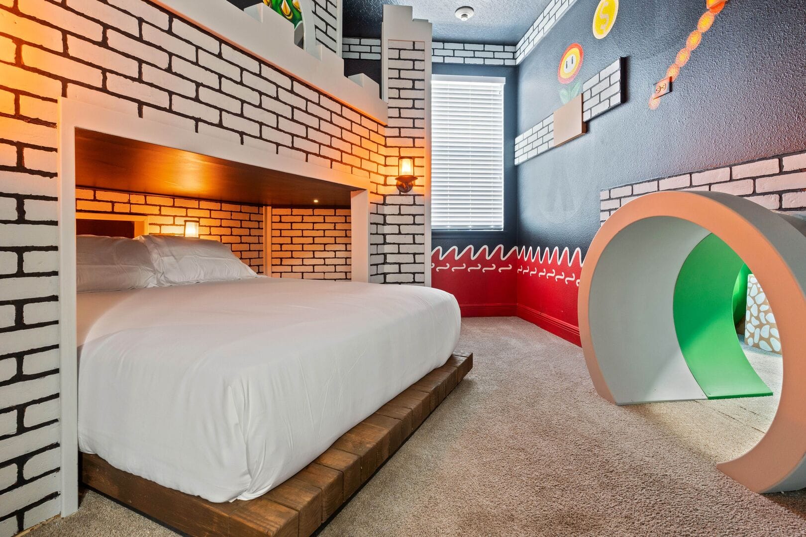 Themed Orlando vacation rental with pipe leading to other room