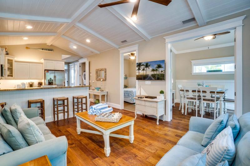 Beach Bellini - Image 5