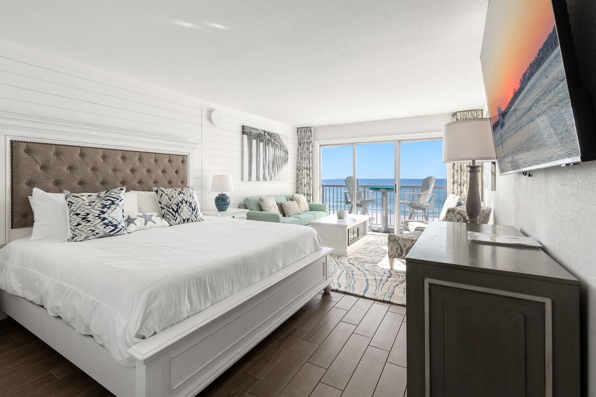 Islander Beach Resort 403 in Destin