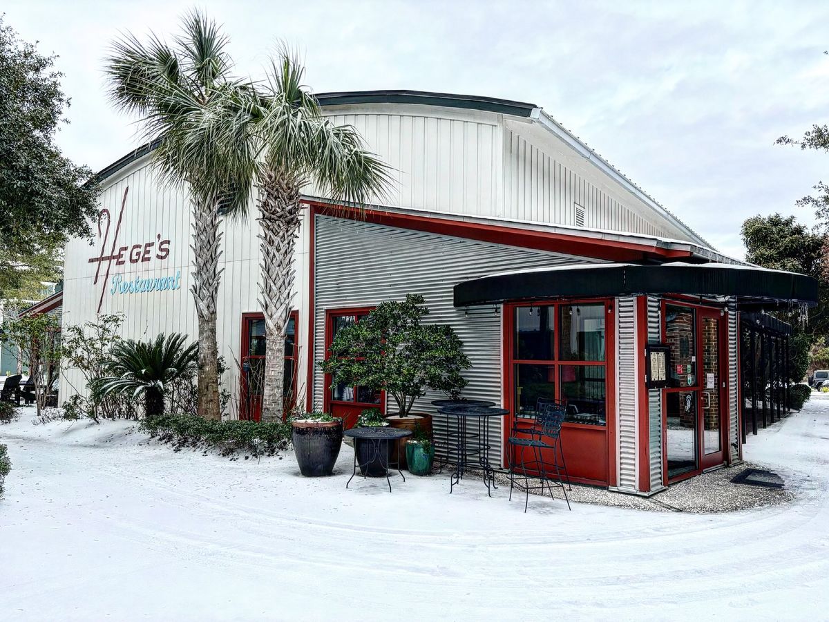 he exterior of Hege’s Restaurant featuring its charming French bistro-style building. This popular dining spot is known for fine French cuisine and a cozy atmosphere.