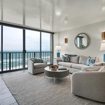 Living room in Islander 7C.