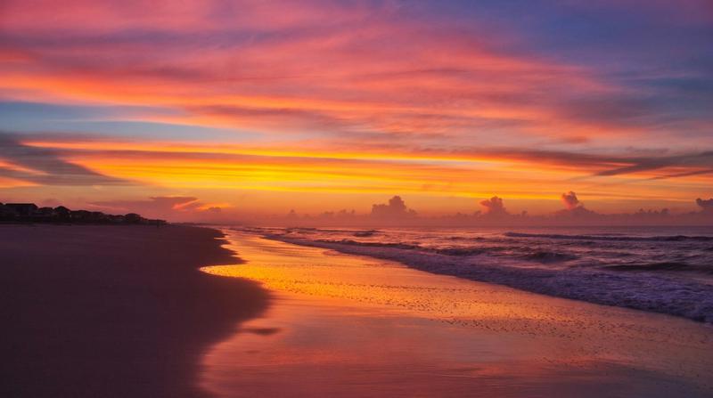 Savor & Explore: 10 Perfect Spots for an Ocean Isle Beach, NC Stay