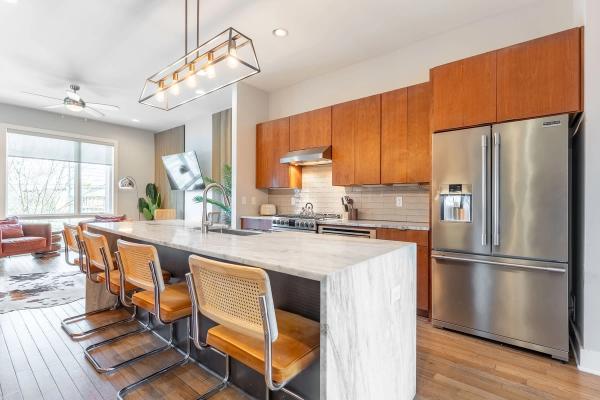 Vivid Vocals in Nashville