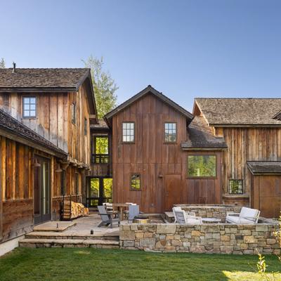 Exterior of Shooting Star Cabin 13.