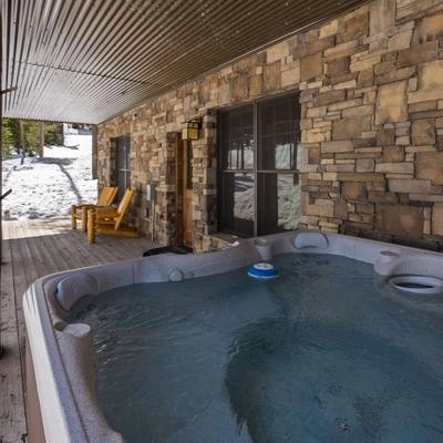 Hot tub