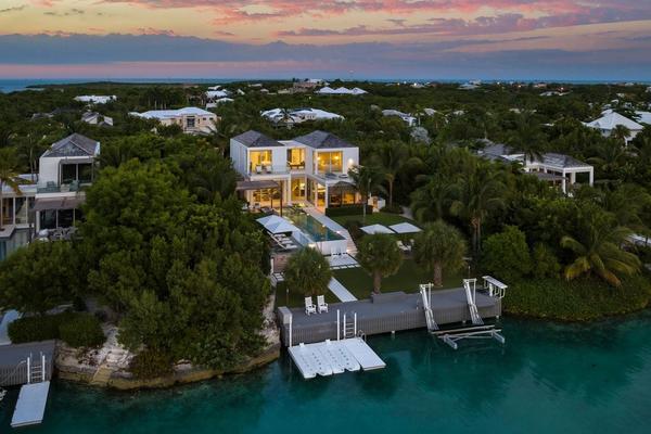 13 Best Weekend Getaway Vacations in the U.S.