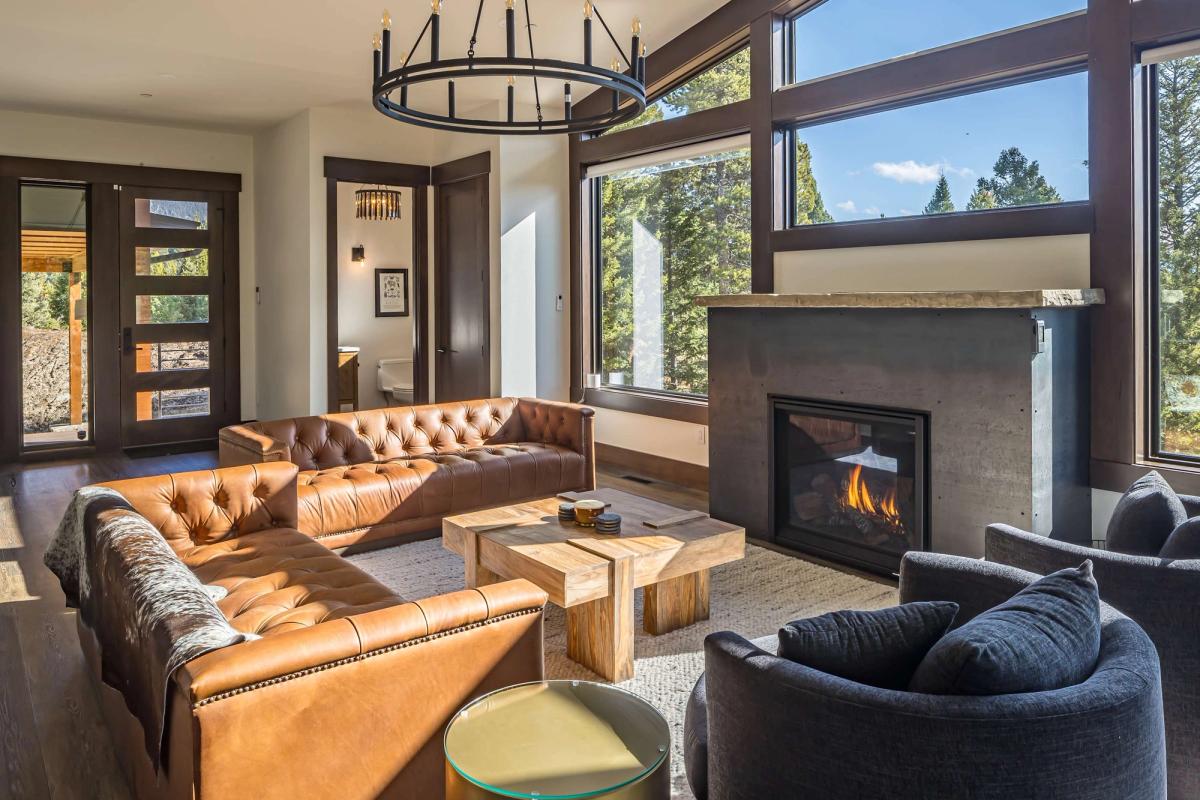 Living room with fireplace
