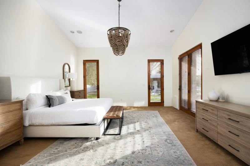 Desert Cove - Image 2
