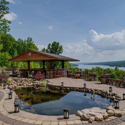 Pond Gardens