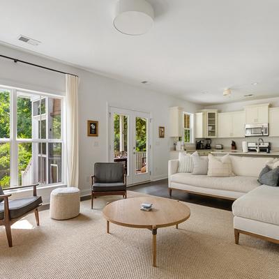 Open floor plan of Phil's Place.