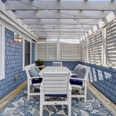 Outdoor dining space at Sweet Carolina.