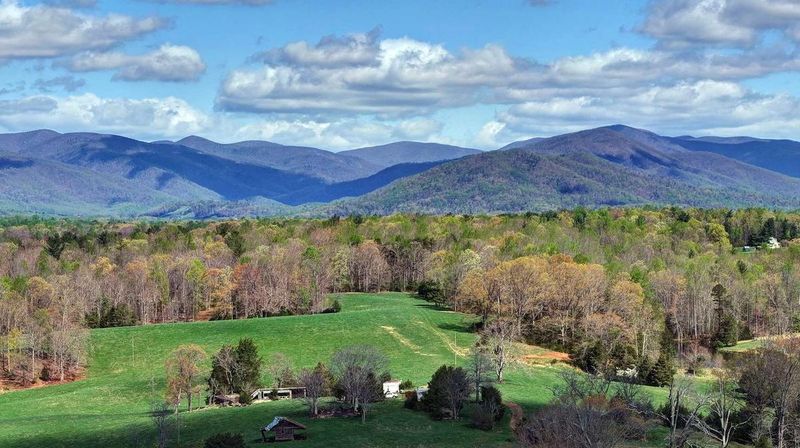 Chic Retreats: 10 Most Luxurious and Unique Charlottesville Vacation Rentals