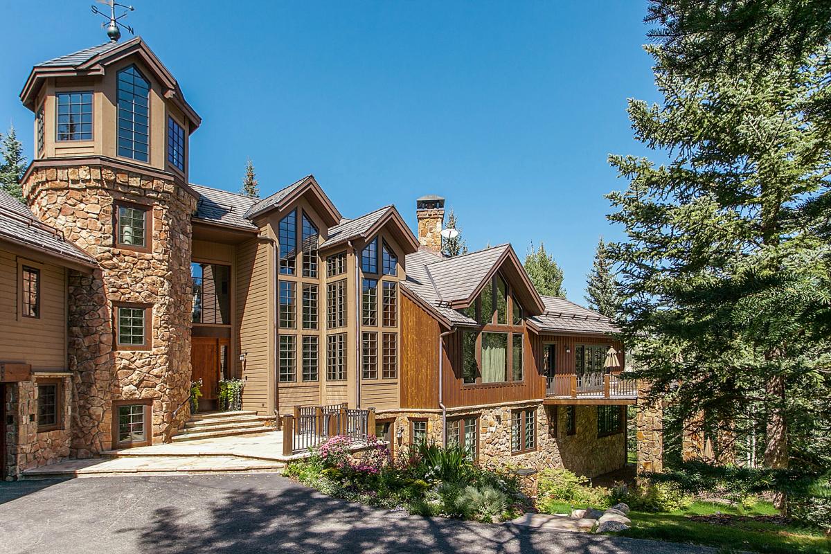 Exterior view of a Vail vacation rental.