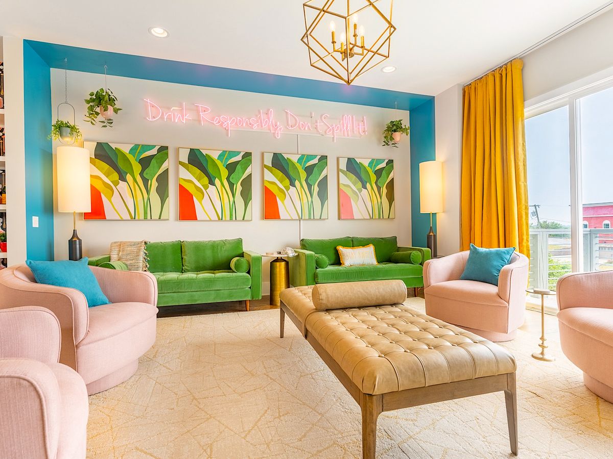 Colorful Living Room For Ladies in Luxury Nashville TN Vacation Rental