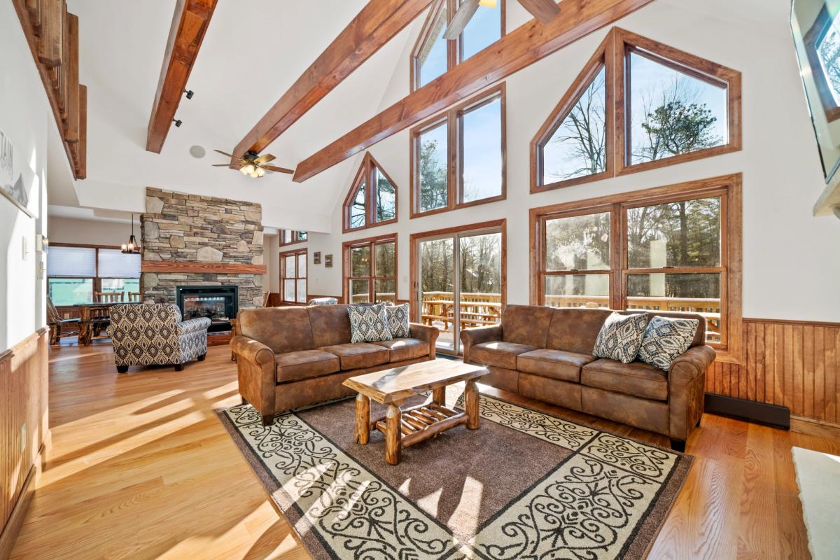 Bright interior in a Pocono Mountain vacation rental.