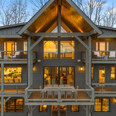 Exterior view of a Blue Ridge, GA vacation rental.