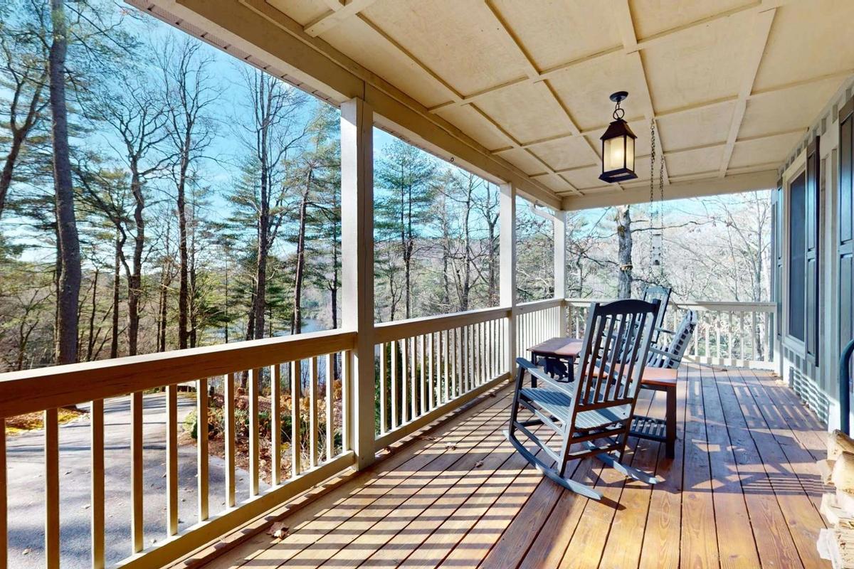 Lakeview Hideaway in Highlands