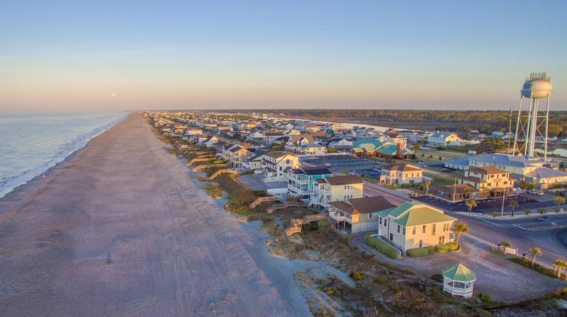How to Host an Oyster Roast in Your Vacation Rental