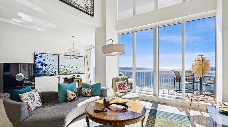 6 Stunning Beachfront Rentals in Destin, FL