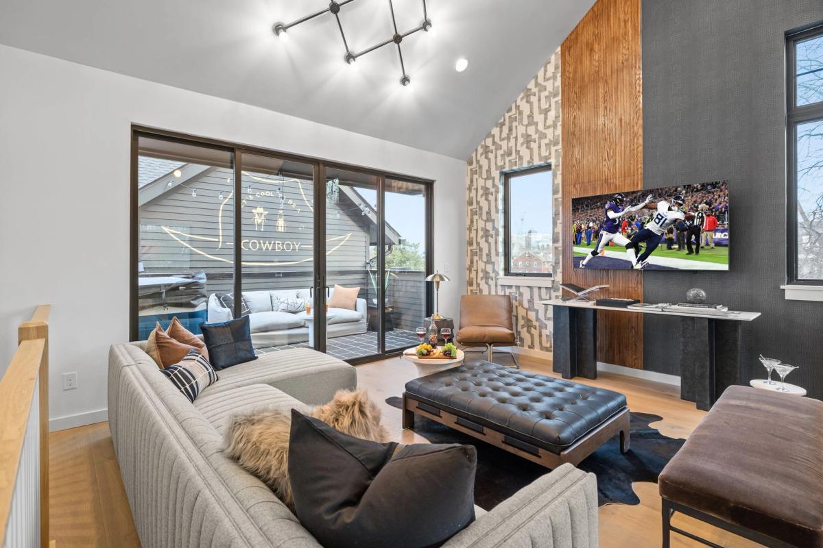 Modern Cowboy in Nashville