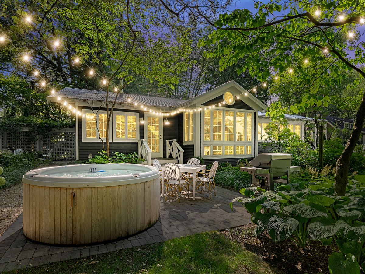 Southwest Michigan Vacation Rental Backyard with Hottub and lights