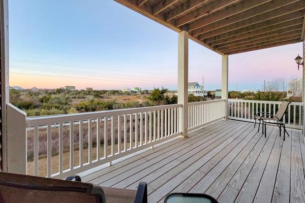 Make Waves: 6 Beach Vacation Rentals in Topsail Island