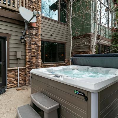 Hot tub