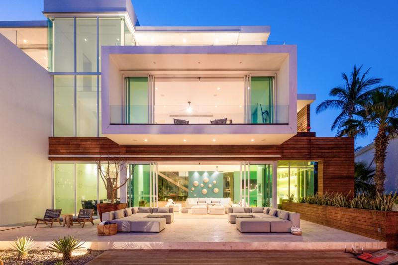 Unique 11BR with Private Beach in Palmilla - Image 1