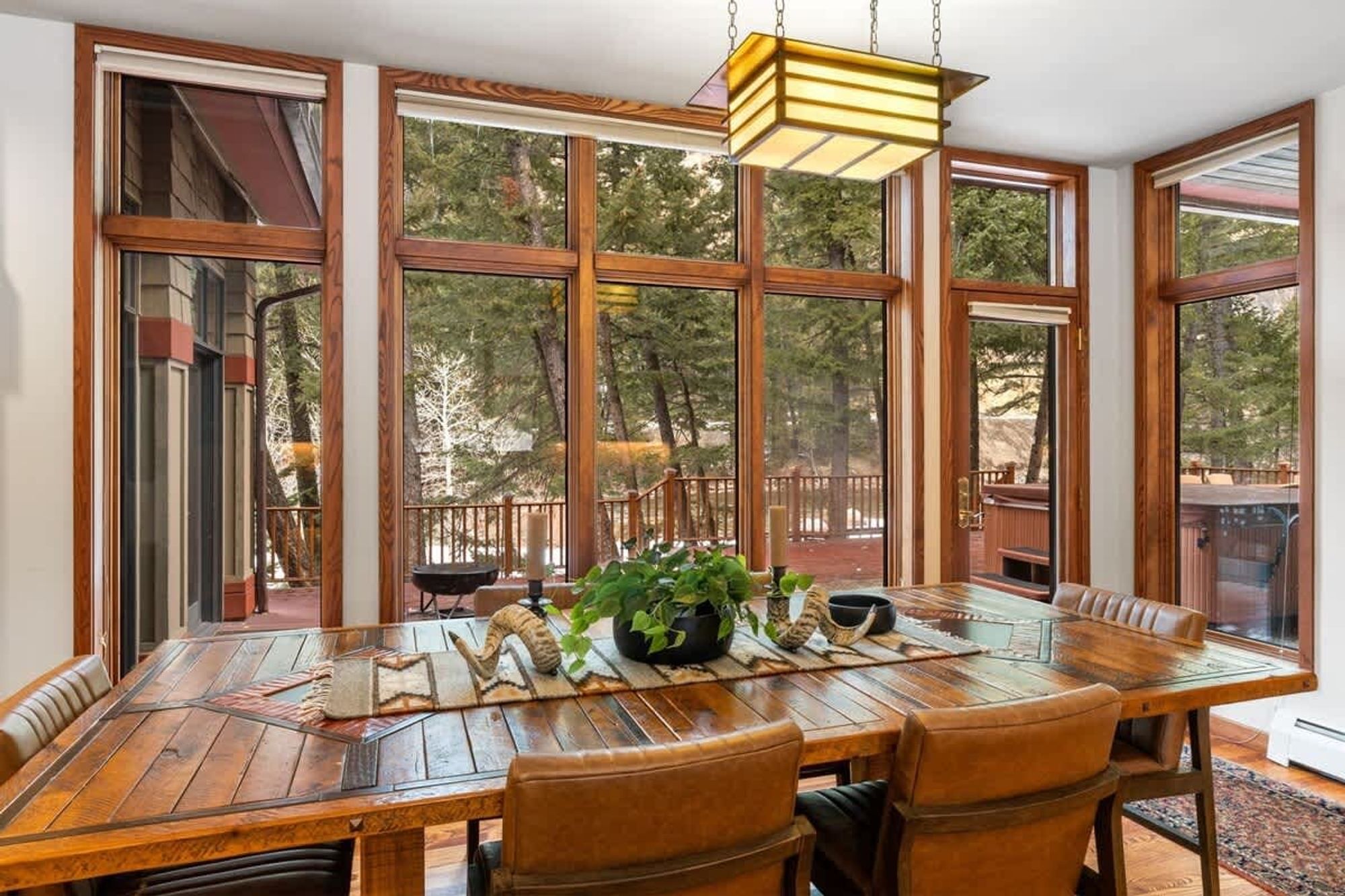 Dreamy Rocky Mountain Retreat: 13 Amazing Rentals in Big Sky, MT