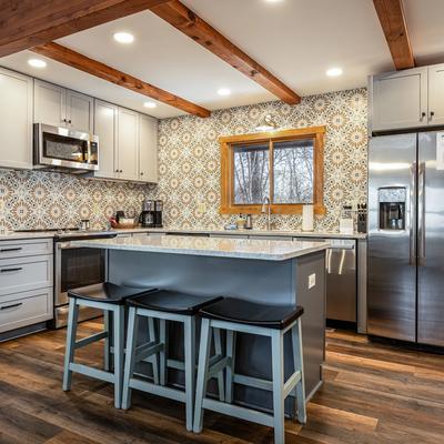 Modern kitchen in Acorn Lodge.