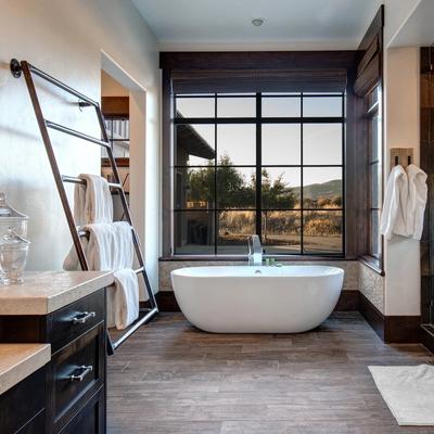 Bathroom with soaking tub