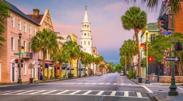 A Local's Guide To Planning The Perfect Charleston Girls' Getaway