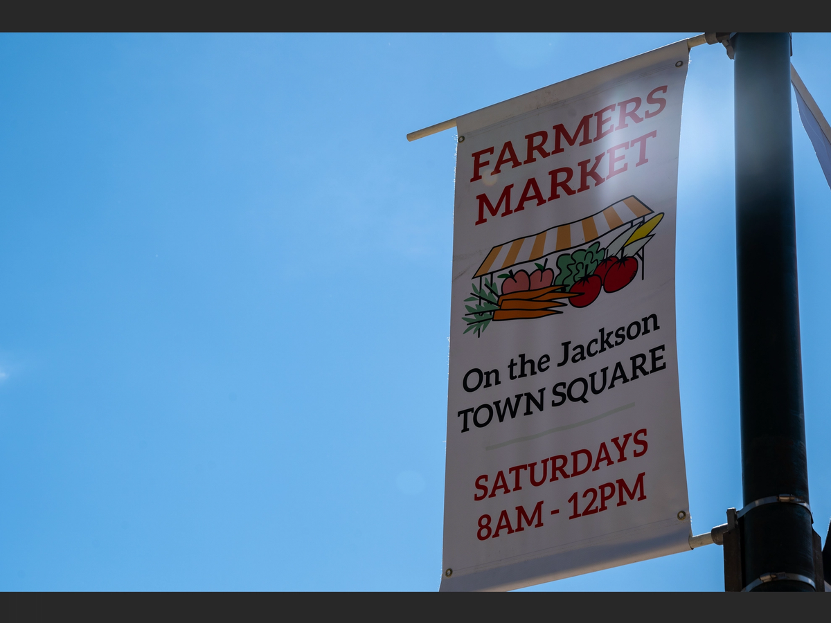 Jackson Wy Farmers Market sign