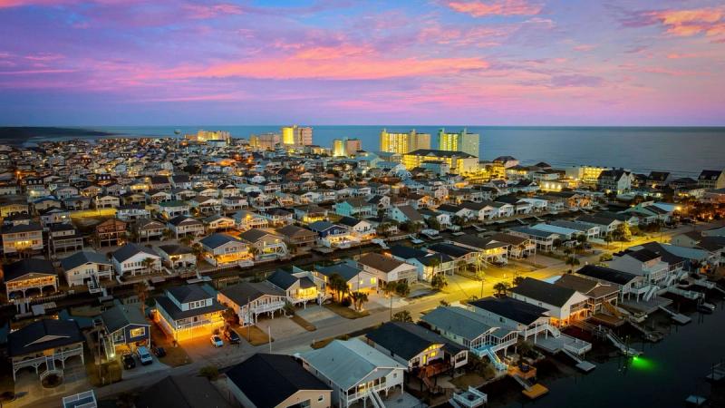 Beach Days & Fairways - Image 5