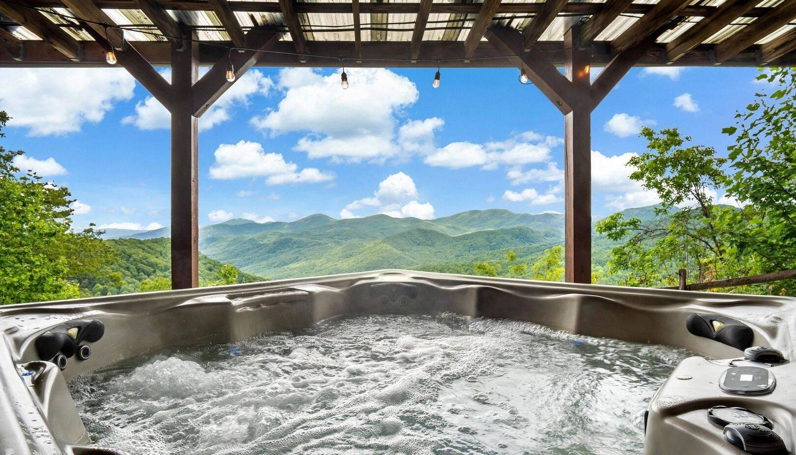 14 of the Best Cabins With Hot Tubs and Mountain Views | The 100 ...