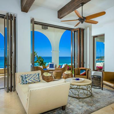 Living room with sea views in a Los Cabos vacation rental.
