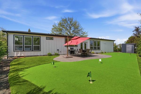 Cypress Greens in Willamette Valley