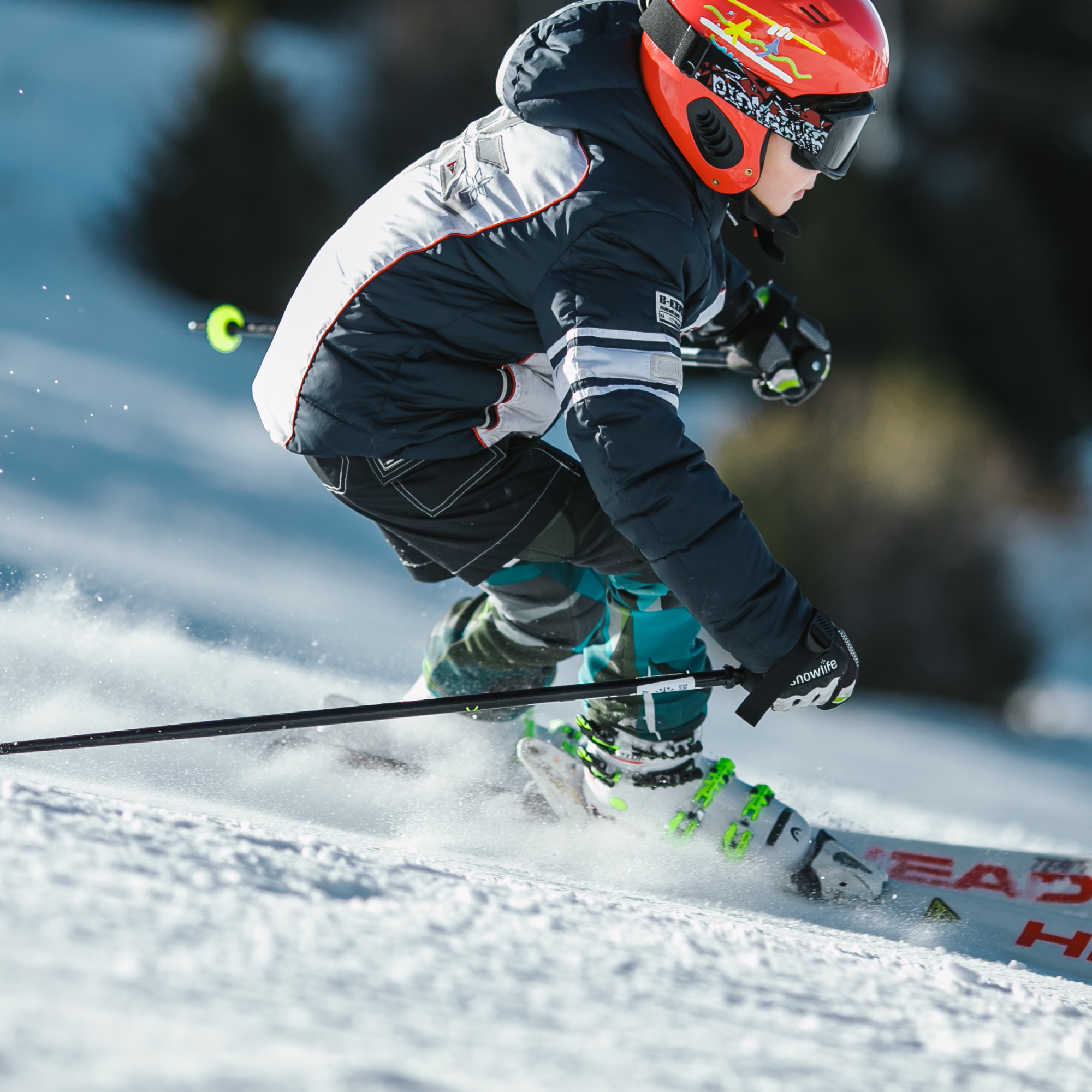 Best Kinds of Equipment for Skiing: A Comprehensive Guide for Enthusiasts