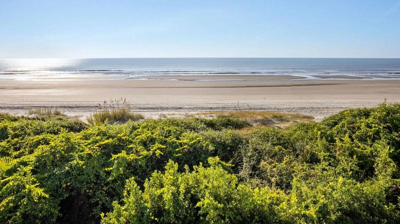 6 Kiawah Island Vacation Rentals That Serve Up Swoony Ocean Scenery—and Big-Time Luxury