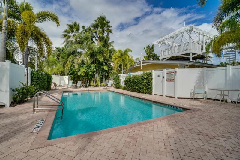 The Cozzi Cottage - Image 3