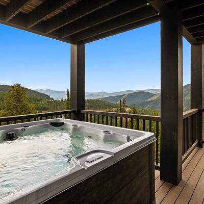 Hot tub