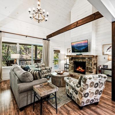 Spacious living room in Cozy Creek Cottage.
