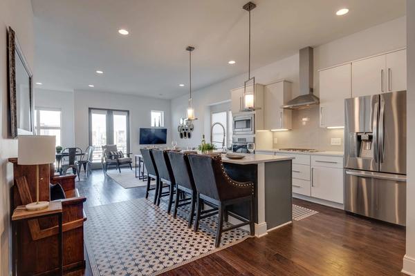 Skyline Social in Nashville