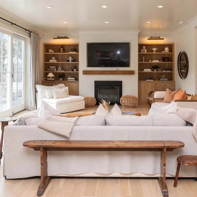 Living room in a Martha's Vineyard vacation rental.