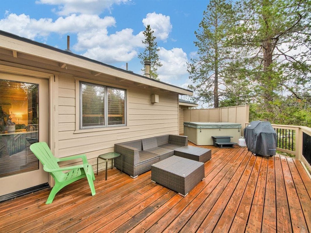 Designed for cozy mountain living, this home features warm wood interiors and a relaxing atmosphere. The spacious deck and outdoor seating make it easy to enjoy crisp forest air or an evening under the stars. Perfect for families who love both comfort and outdoor adventure.